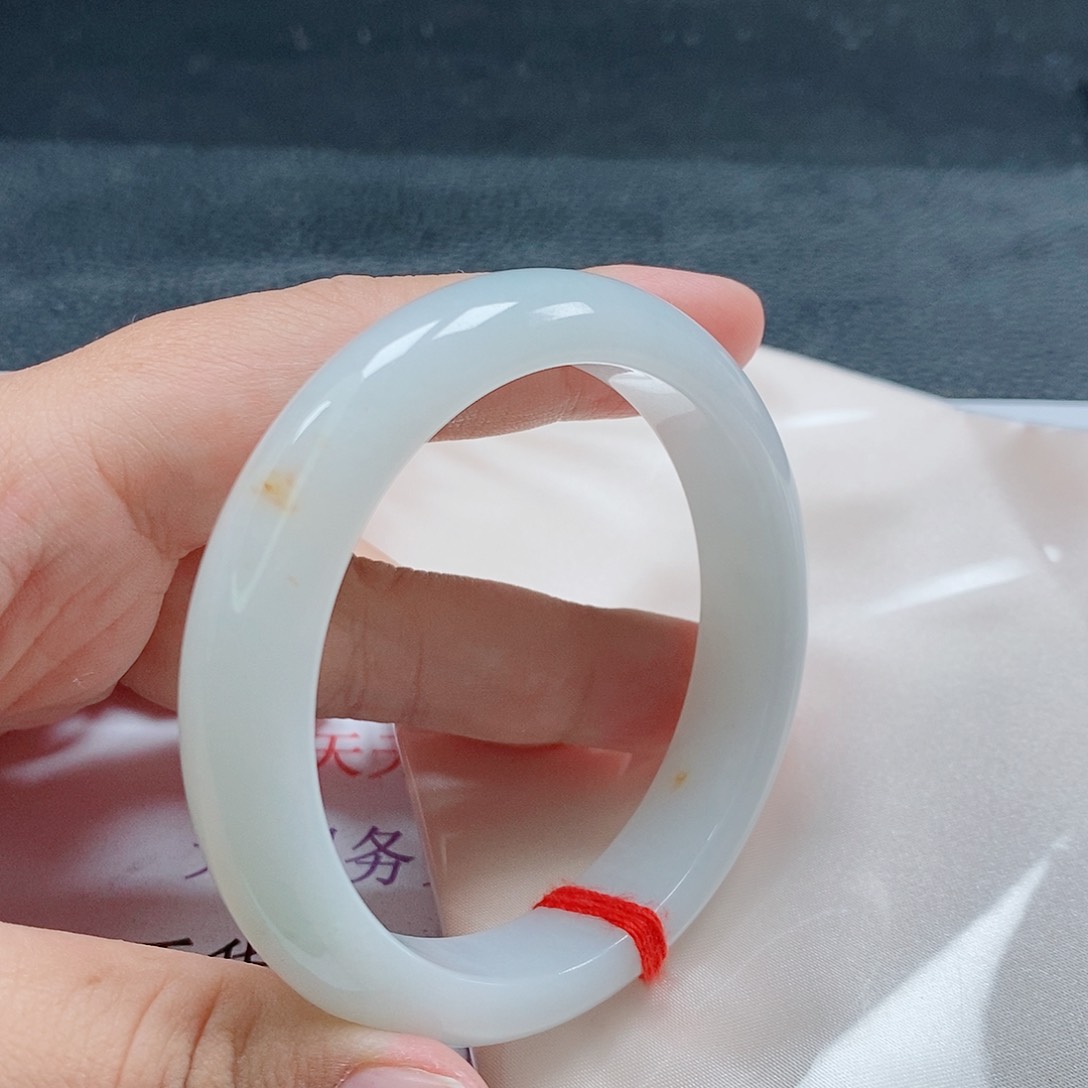 【闪购商品】未镶嵌手镯翡翠550