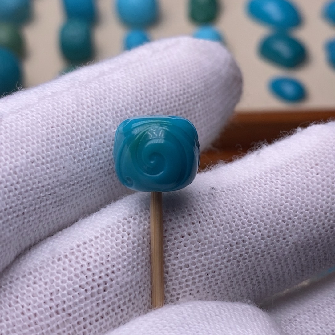 知***_绿松石未镶嵌绿松石博古11.4