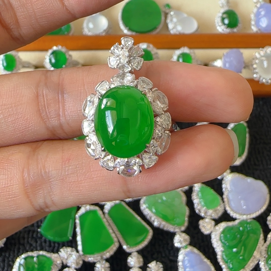 朵***雅翡翠18K金镶嵌戒指分单1