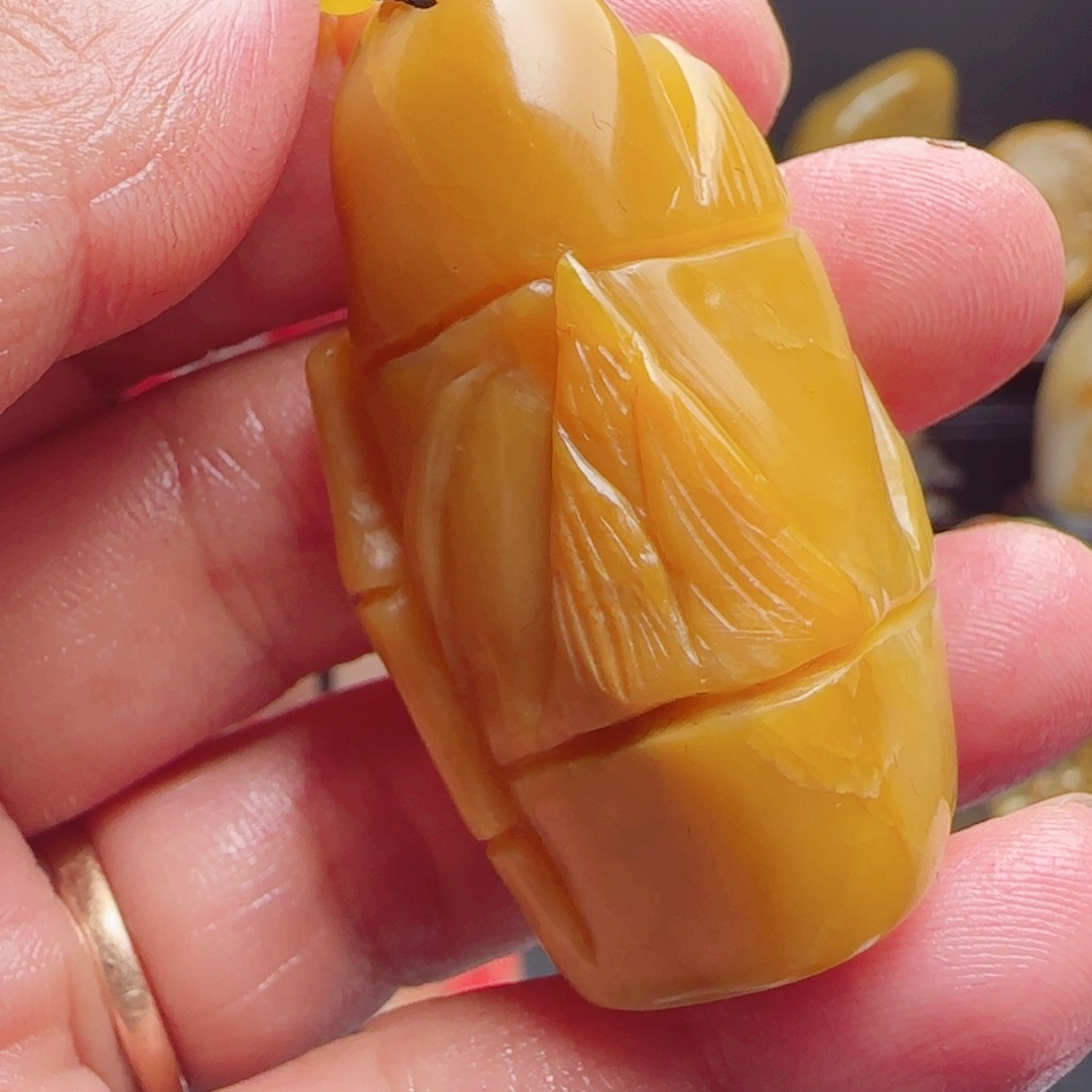 昌化石田黄竹节章