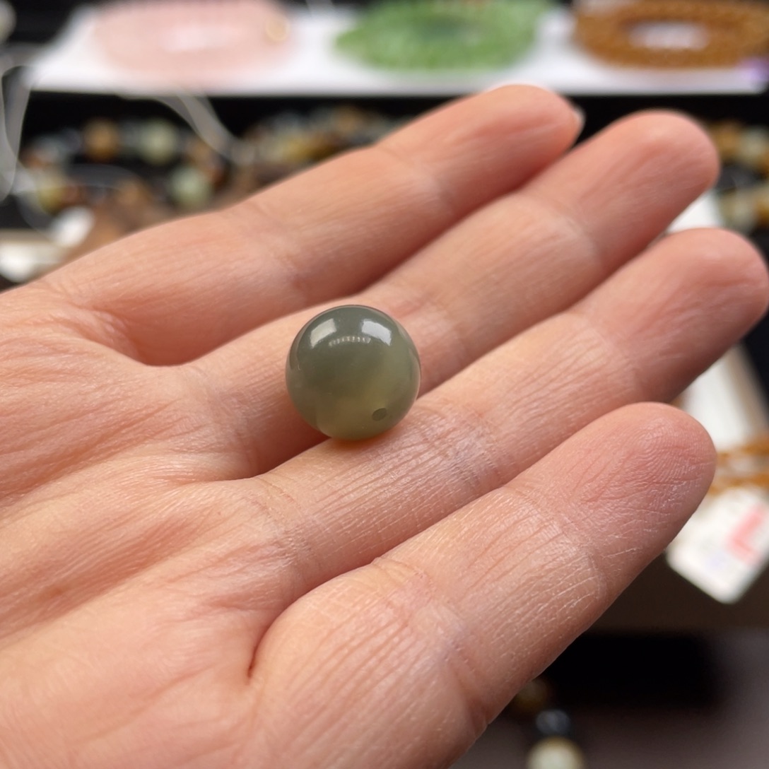 和田玉单珠未镶嵌虾****)