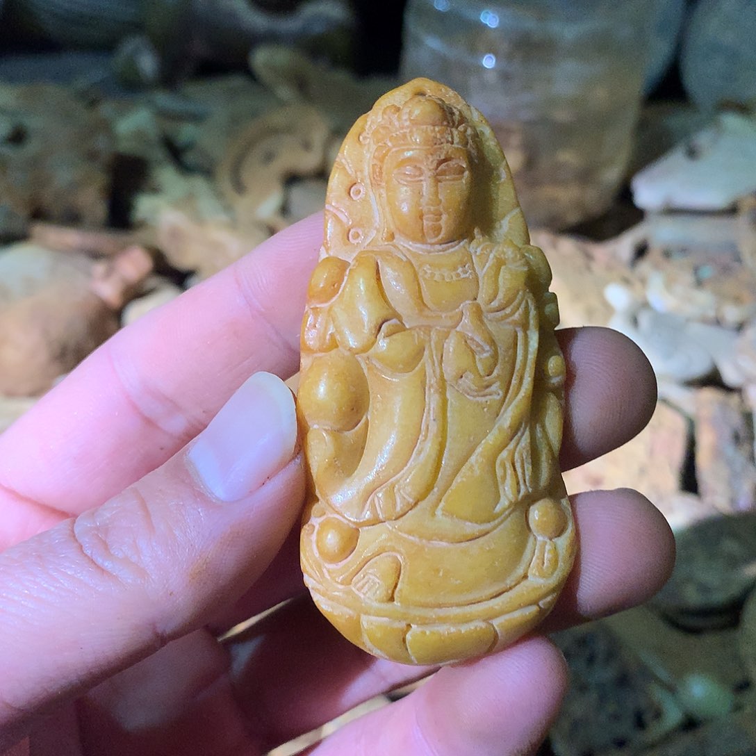 未镶嵌和田玉挂件