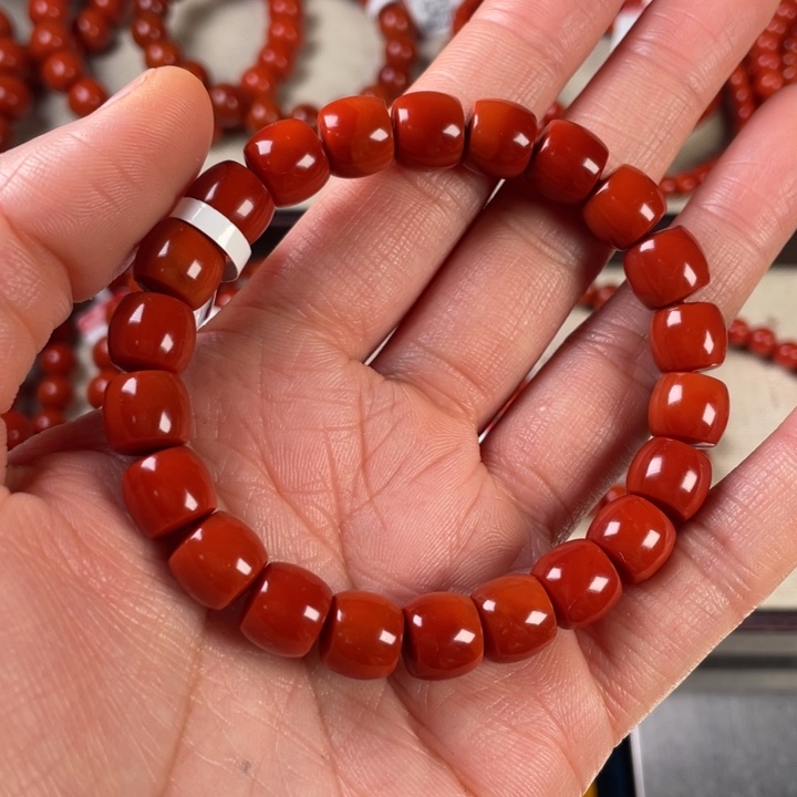南红玛瑙手链未镶嵌