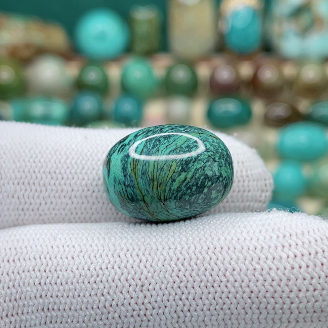 未镶嵌绿松石珠宝奇石