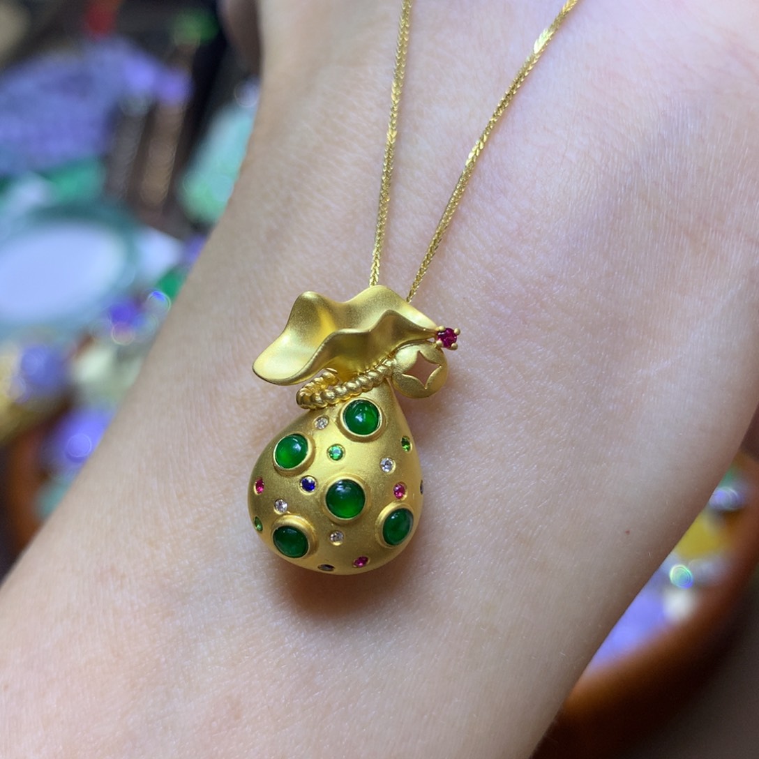 【闪购商品】翡翠颈饰18K金镶嵌翡翠