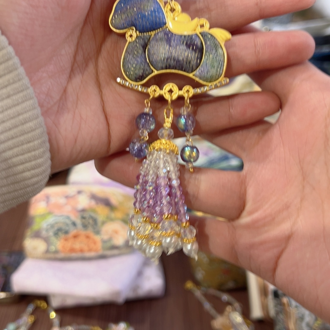 …***棠织绣睡莲小马挂件福利不退换