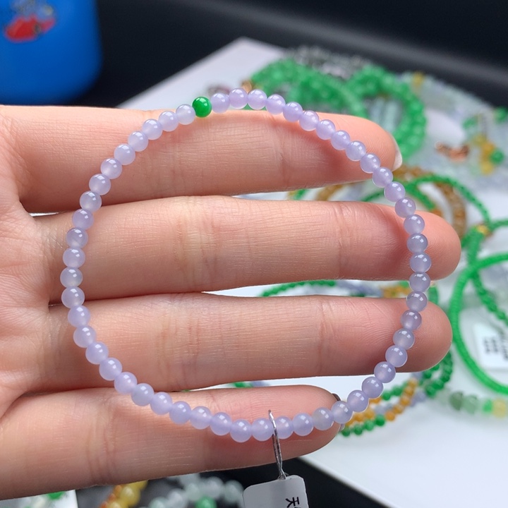 翡翠手镯未镶嵌卡