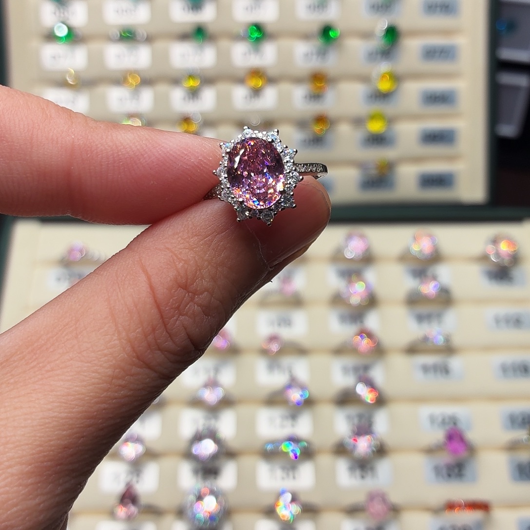 银S925镶嵌绿柱石戒指