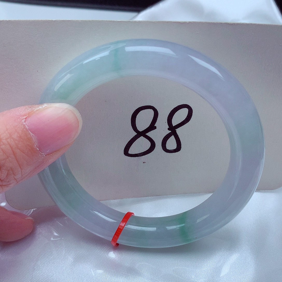 翡翠未镶嵌手镯翡翠