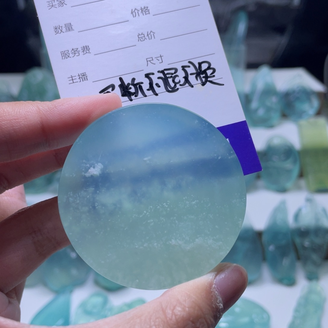 蛇纹石玉颈饰未镶嵌?****先