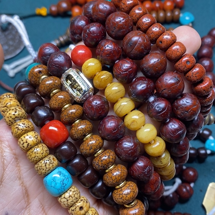 柏香籽/百香籽手串乐***?