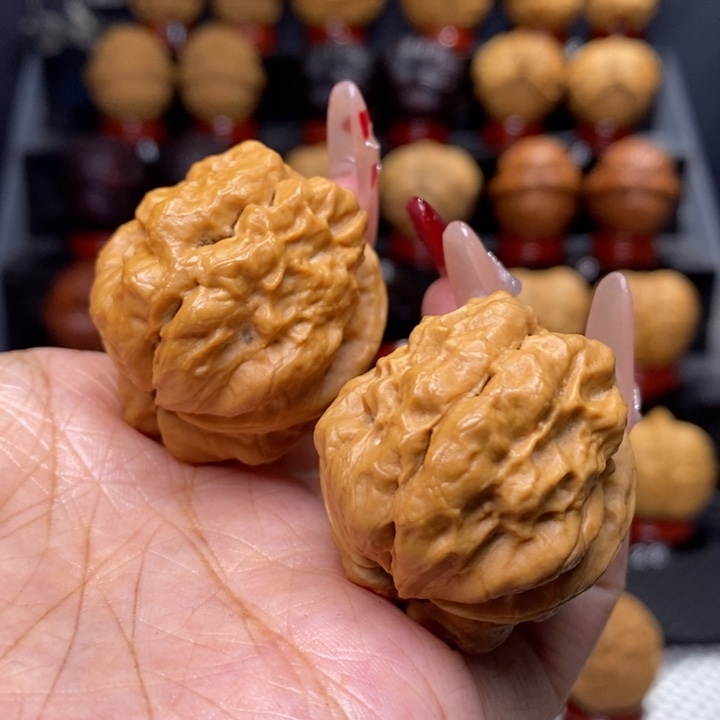 文玩核桃把件赤霄金蟾33号