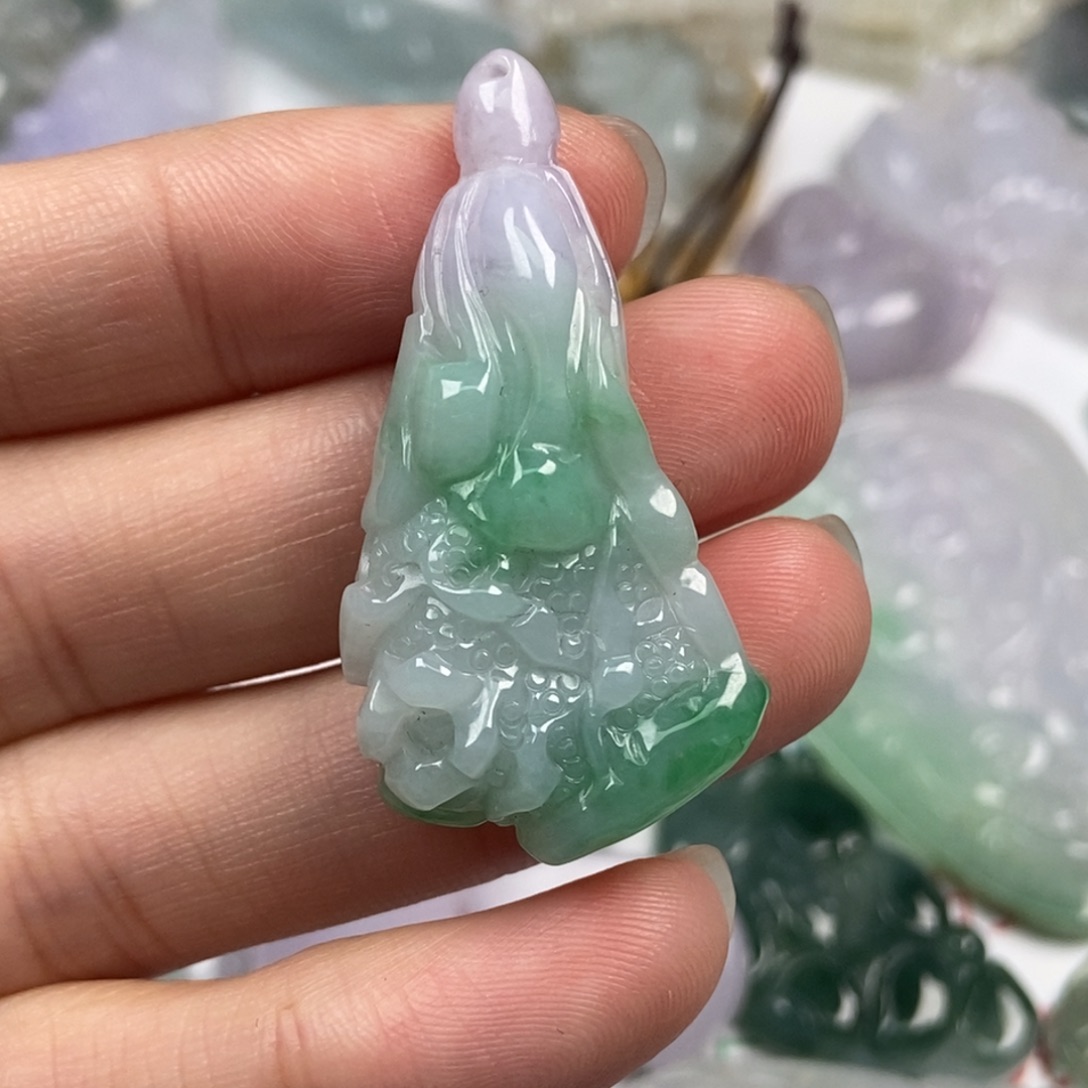 翡翠未镶嵌颈饰翡翠