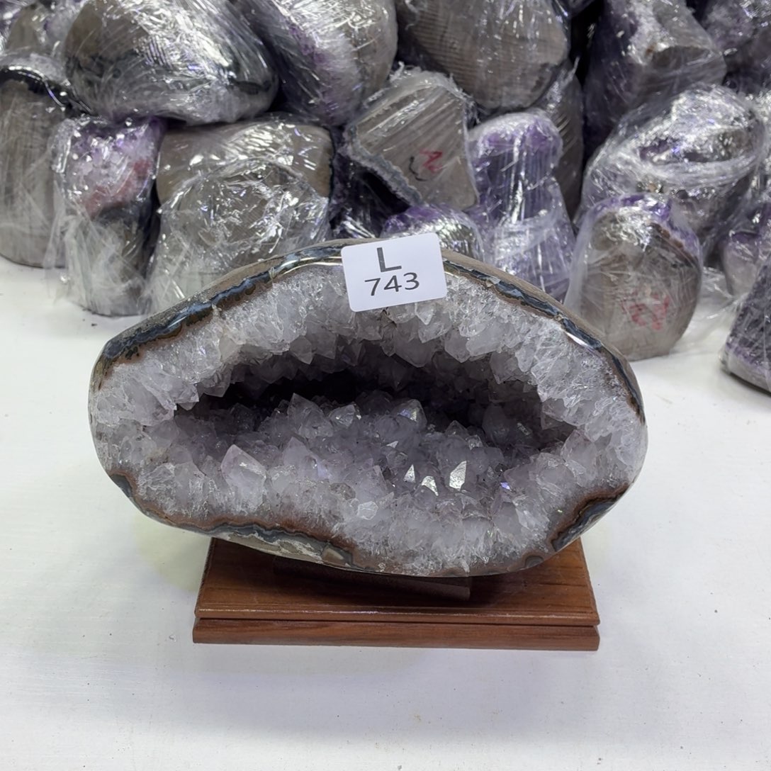 未镶嵌水晶摆件天然紫水晶