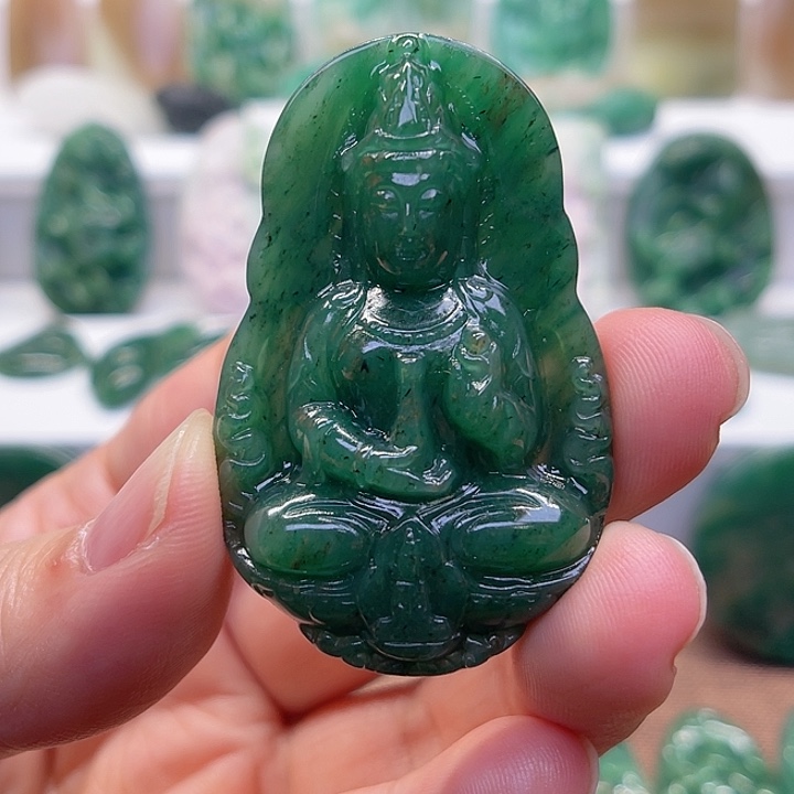 小****未镶嵌独山玉颈饰