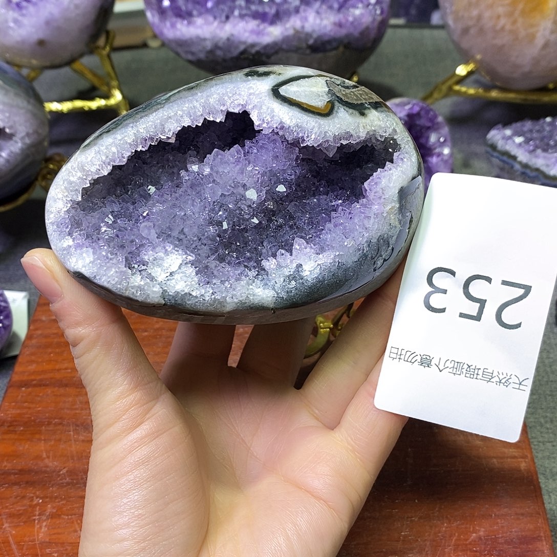 珠宝半成品未镶嵌紫晶