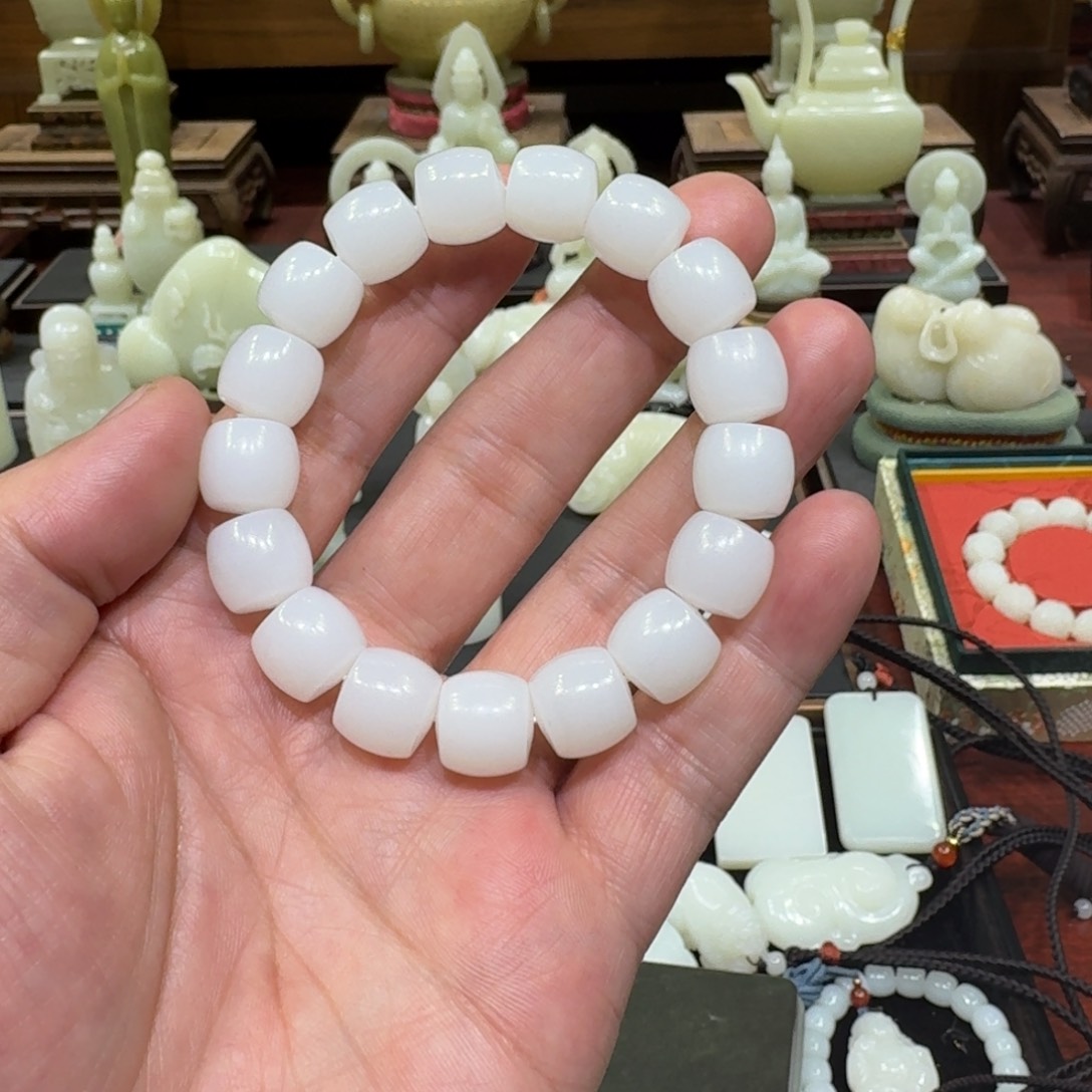 【闪购商品】和田玉挂件未镶嵌筑**者