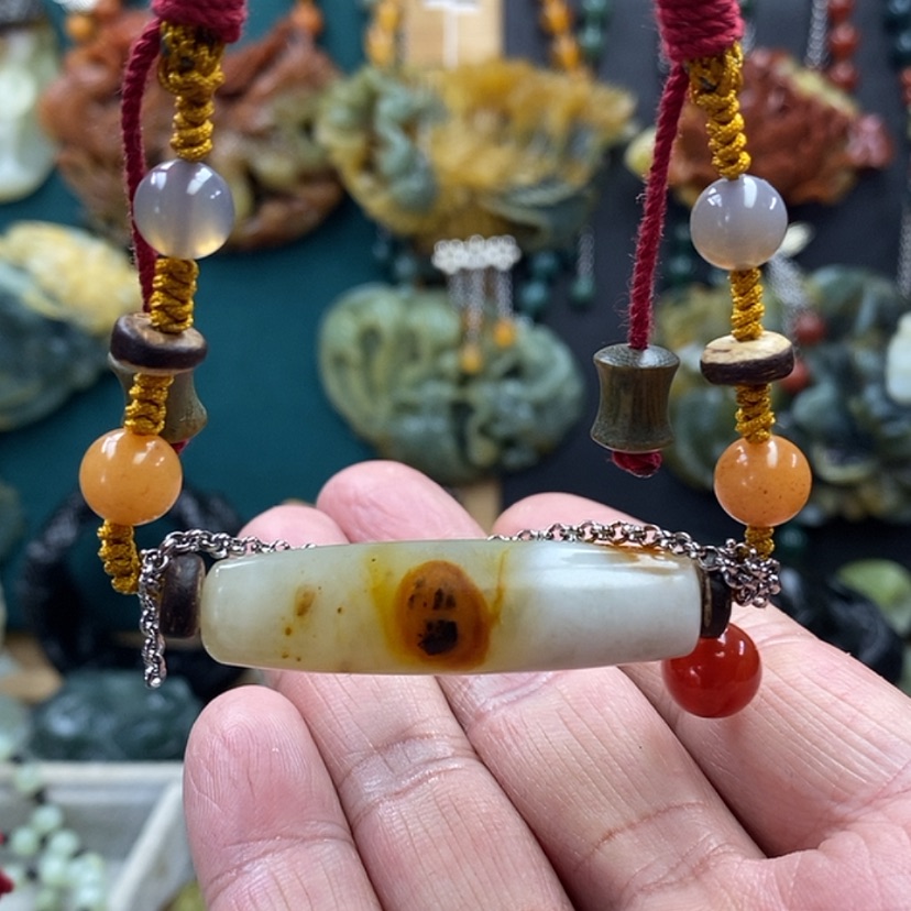 【闪购商品】蛇纹石玉未镶嵌吊坠