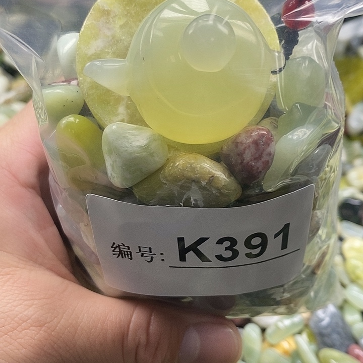 岫玉鱼缸石未镶嵌