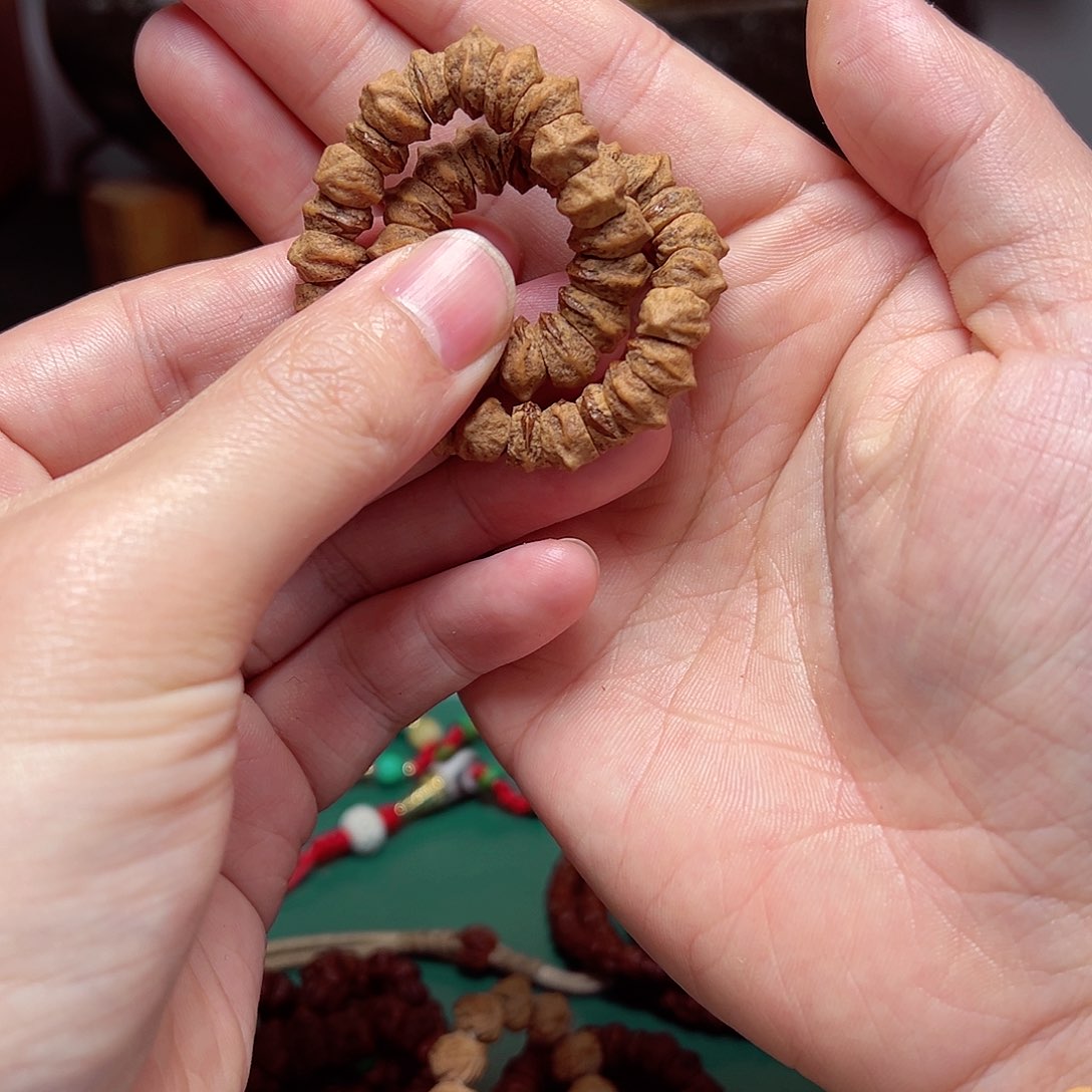 柏香籽/百香籽吊坠125.8