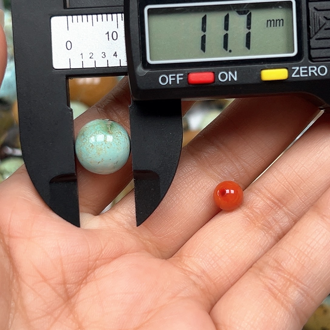 南红玛瑙未镶嵌珠宝奇石