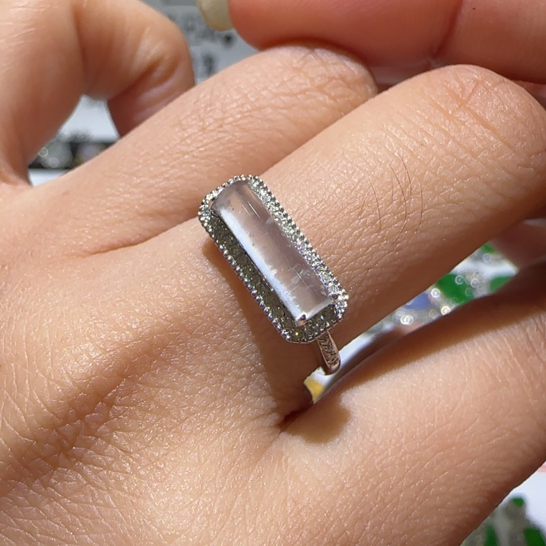 【闪购商品】翡翠18K金镶嵌戒指缅甸