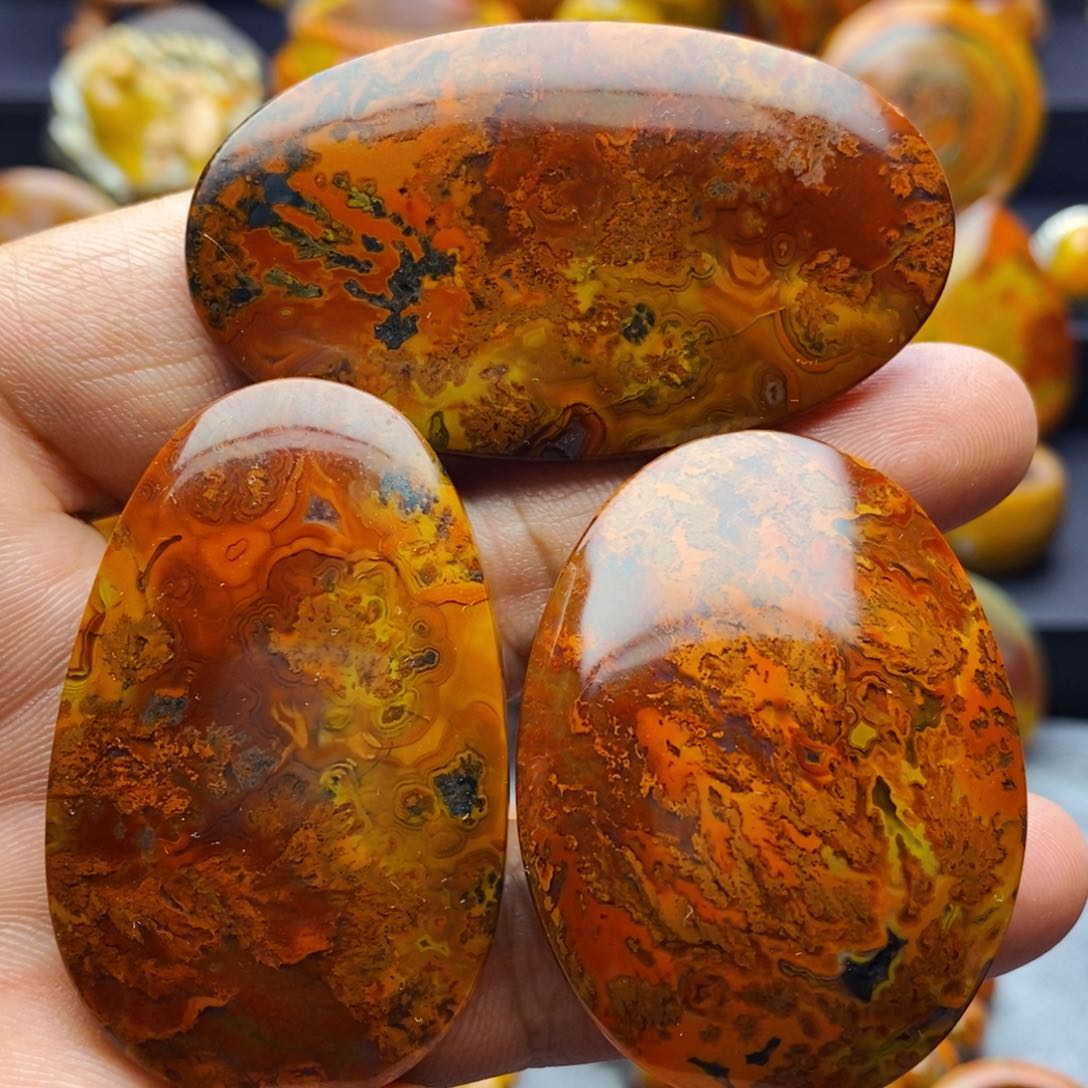 玛瑙/玉髓颈饰未镶嵌