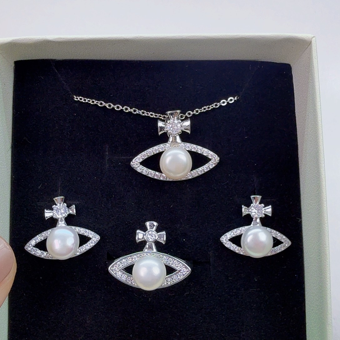 未镶嵌耳饰淡水珍珠