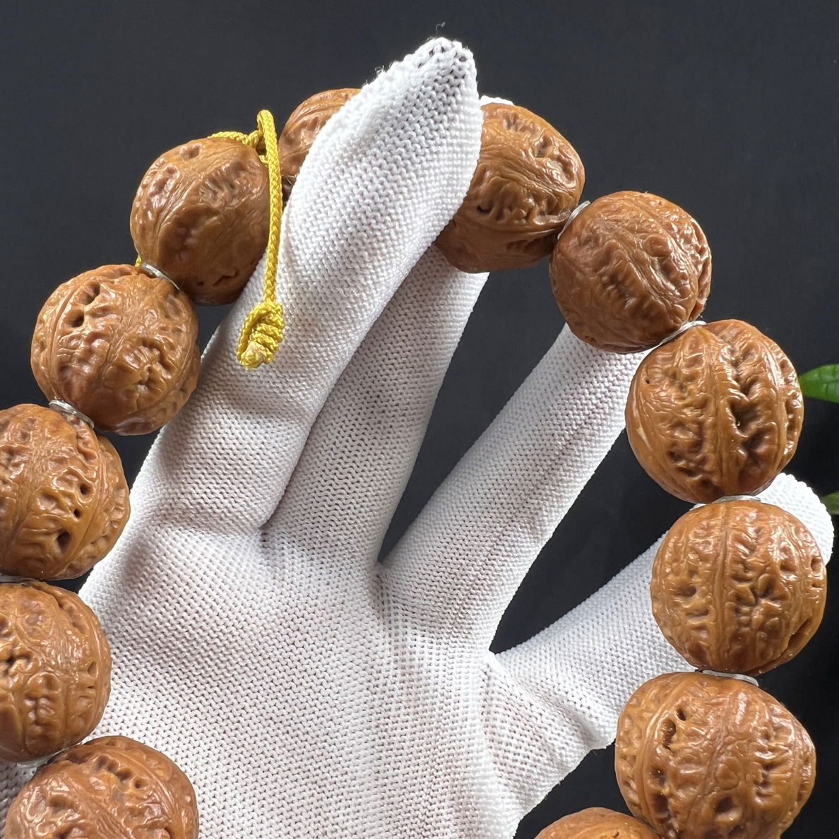 24粗筋野生京八棱小核桃手串