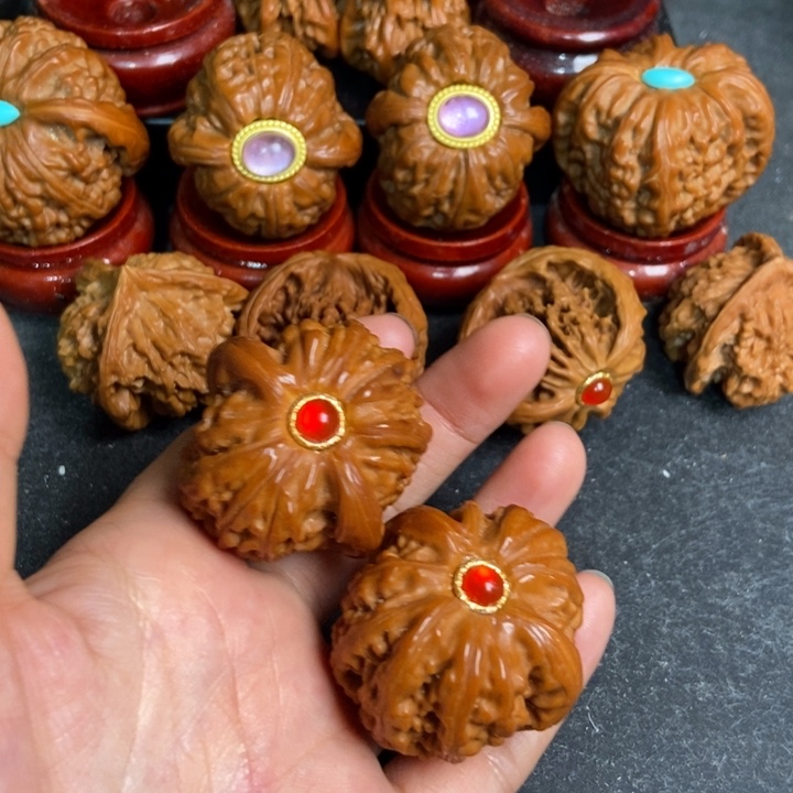 把件文玩核桃白狮子