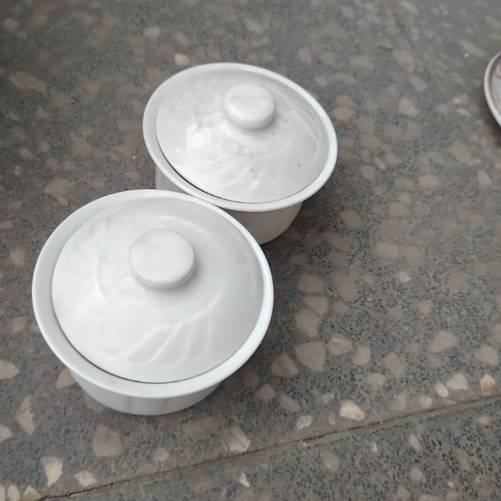 盘陶瓷盘子碗啥都有口径10公分