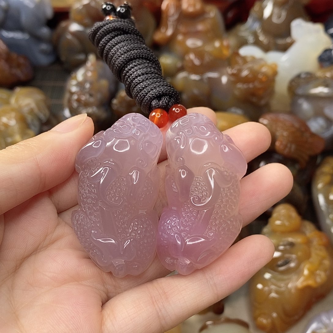 玛瑙/玉髓吊坠未镶嵌