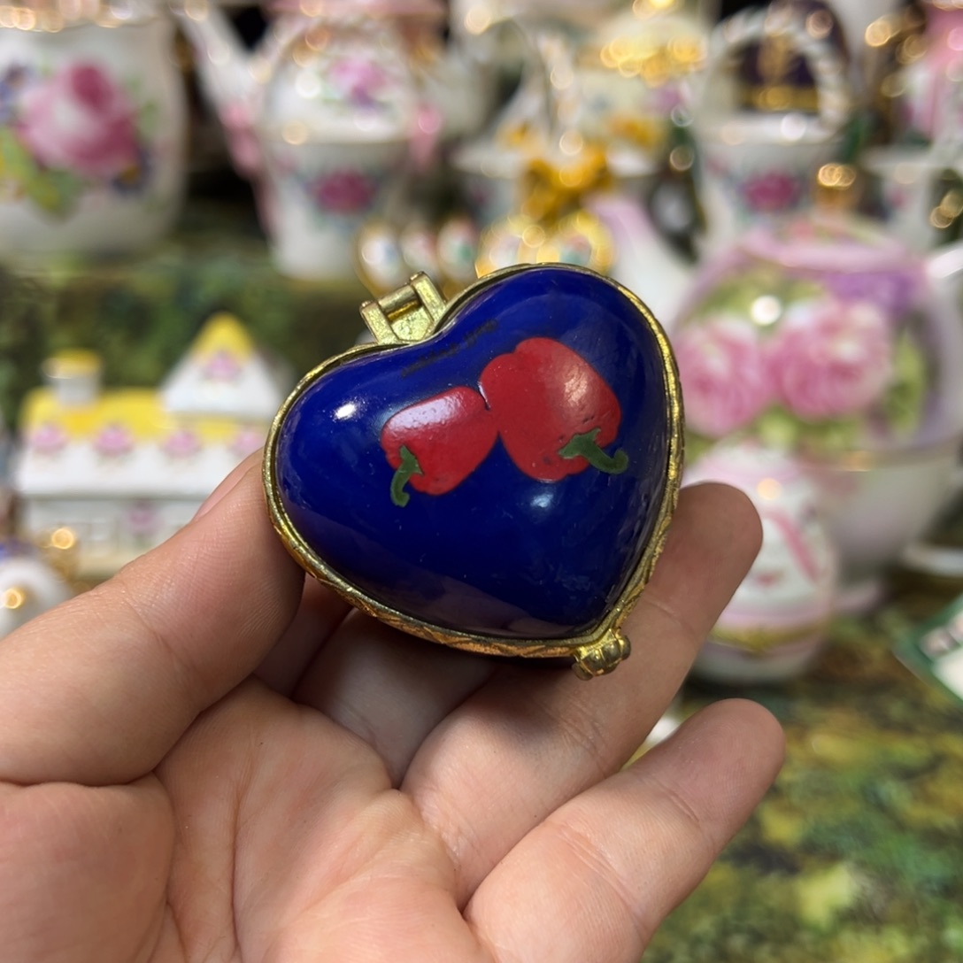 摆件鹿与海陶瓷家居用品有限公司