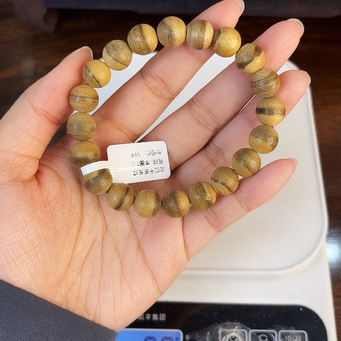 沉香手串天然野达拉干单圈1.0mm