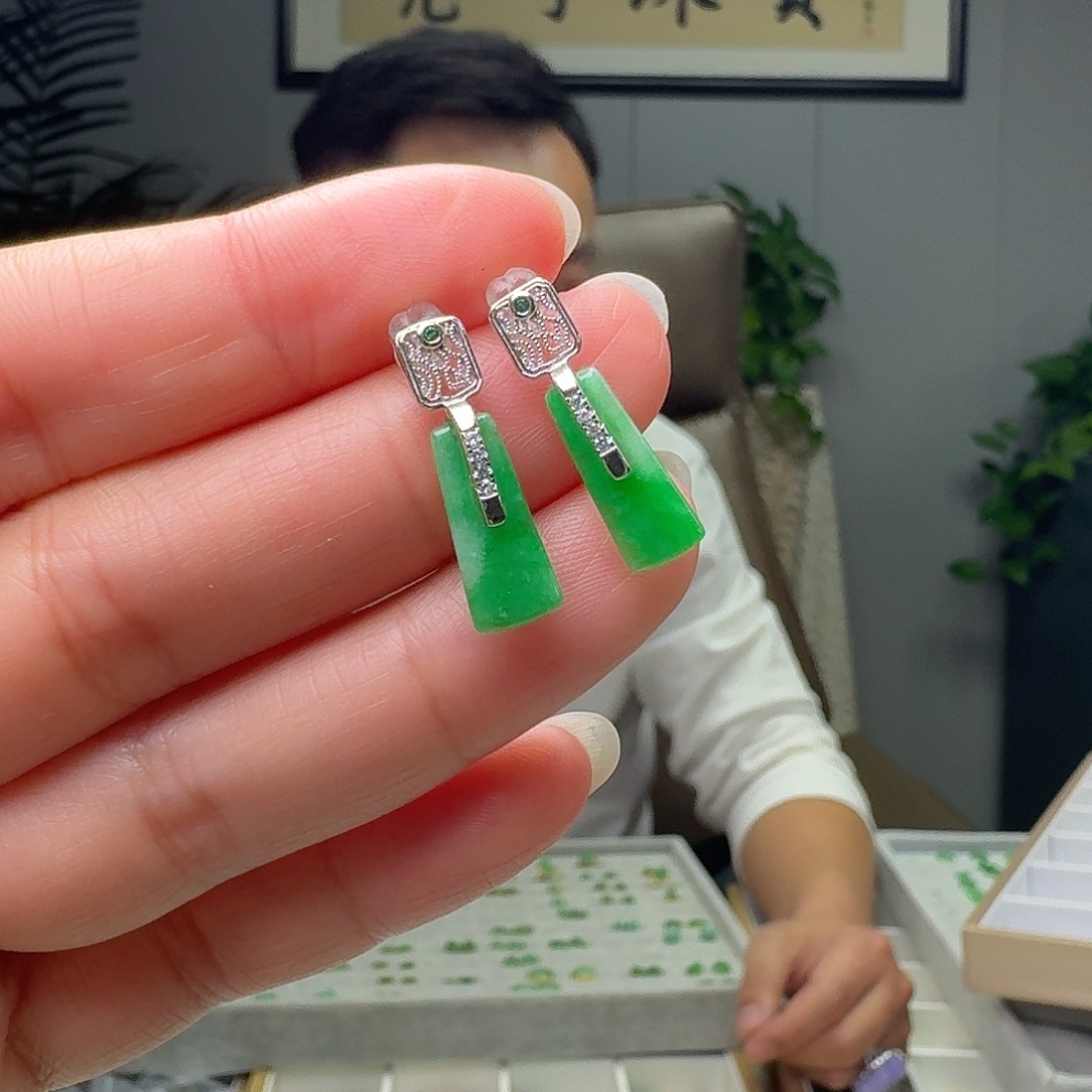 翡翠银S925镶嵌耳饰天然