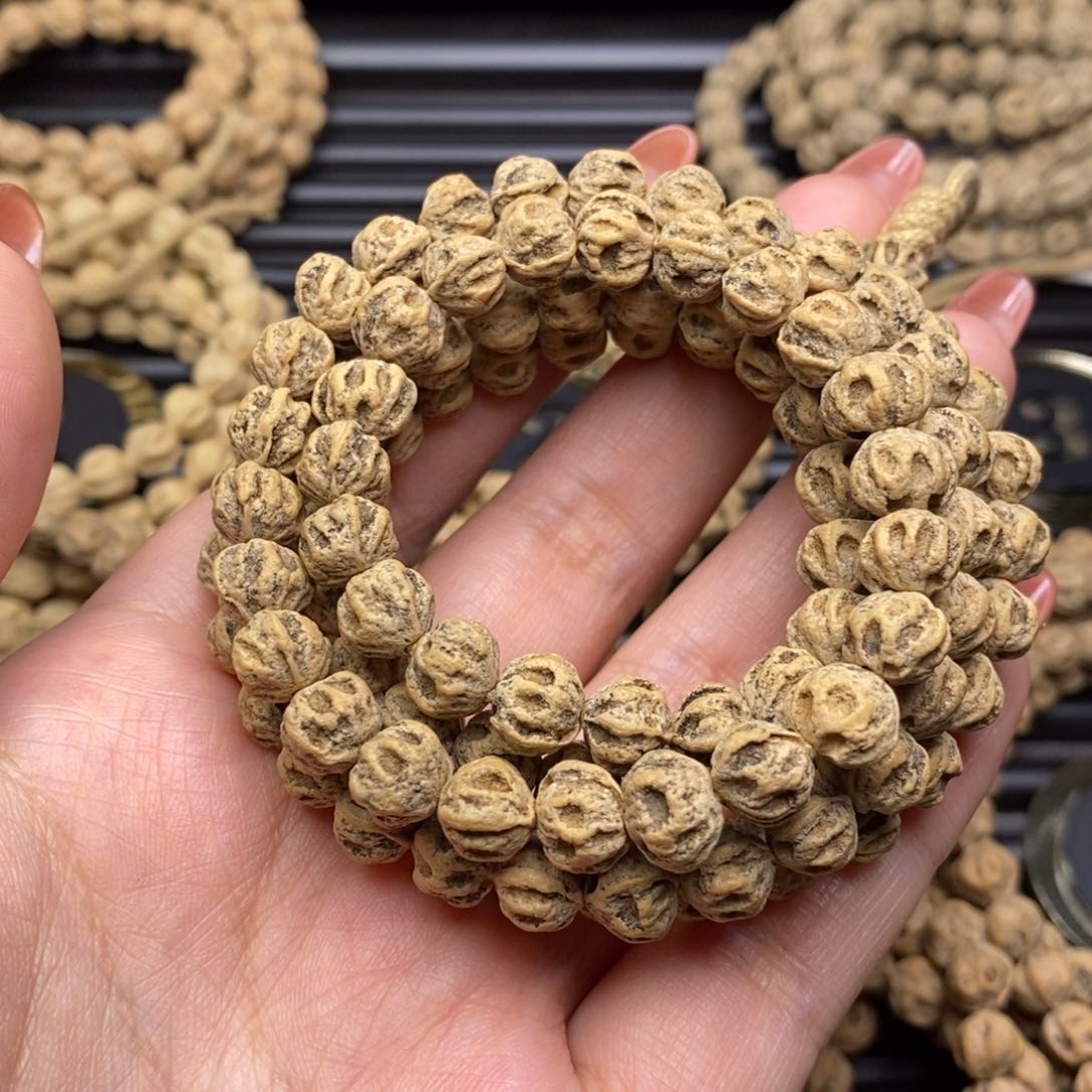柏香籽/百香籽吊坠姜*某