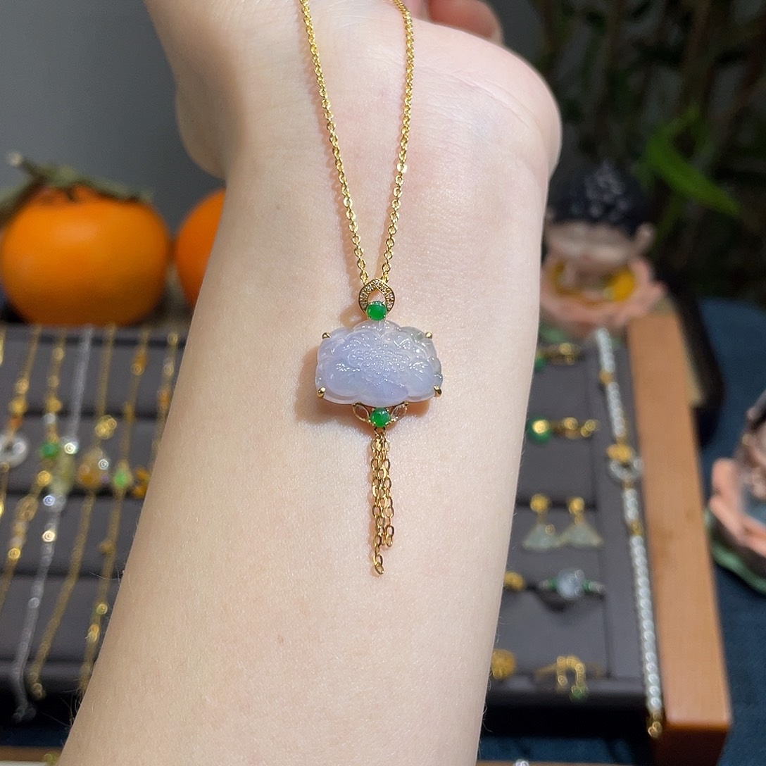 翡翠吊坠(不含链)18K金镶嵌冰紫流苏莲花