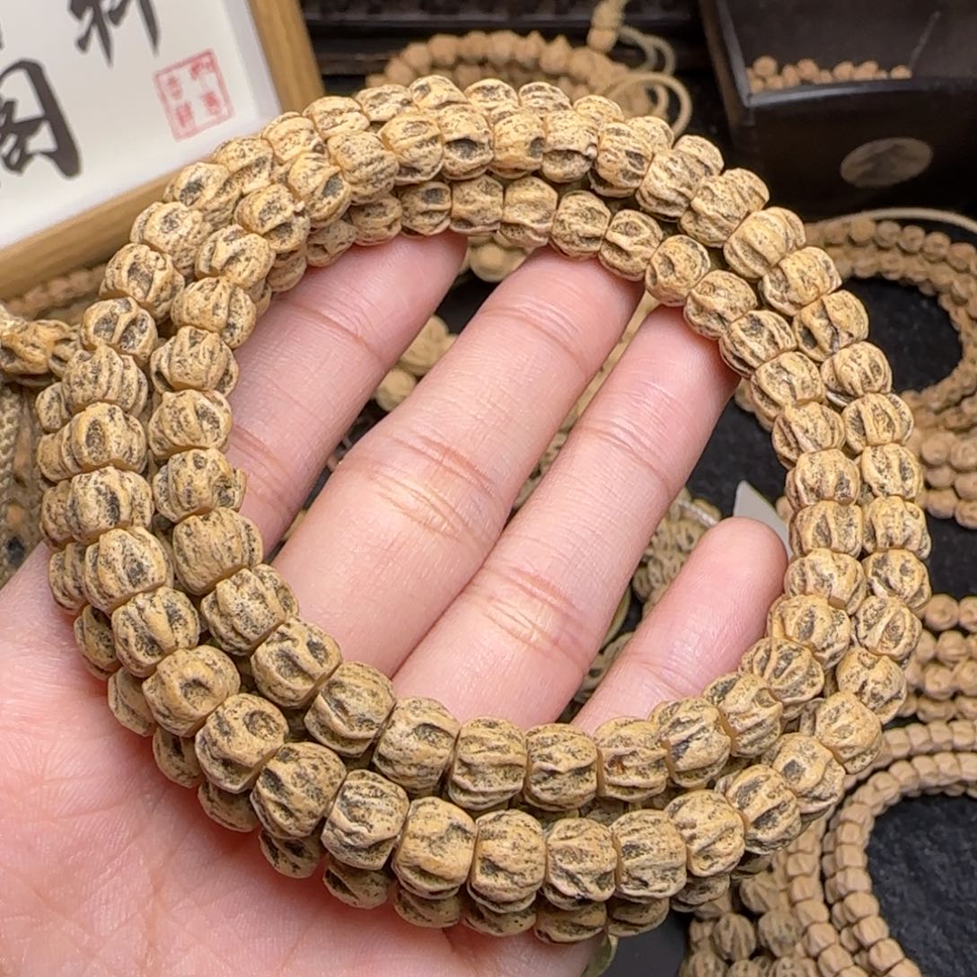 柏香籽/百香籽吊坠二**头