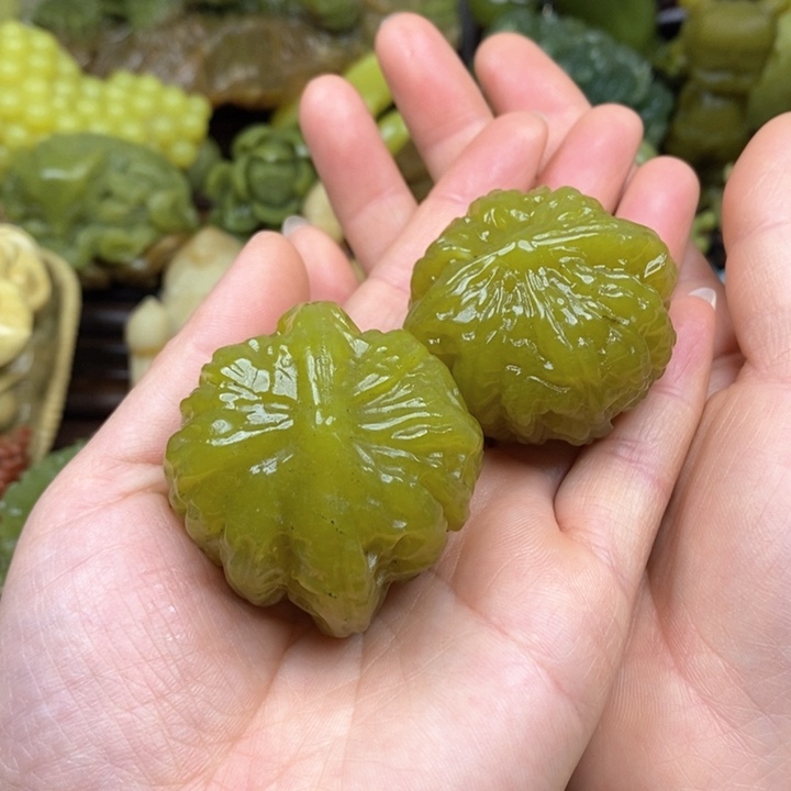 蛇纹石玉手把未镶嵌