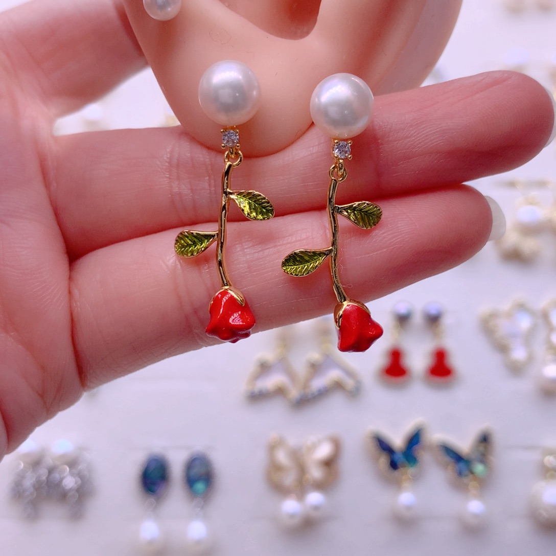 合金淡水珍珠耳饰