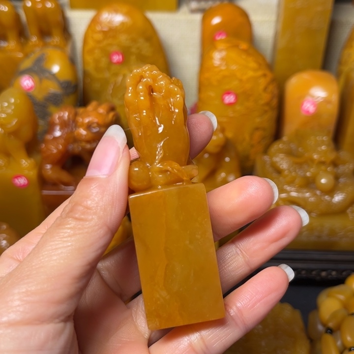 寿山石印石༺****题材：工艺品