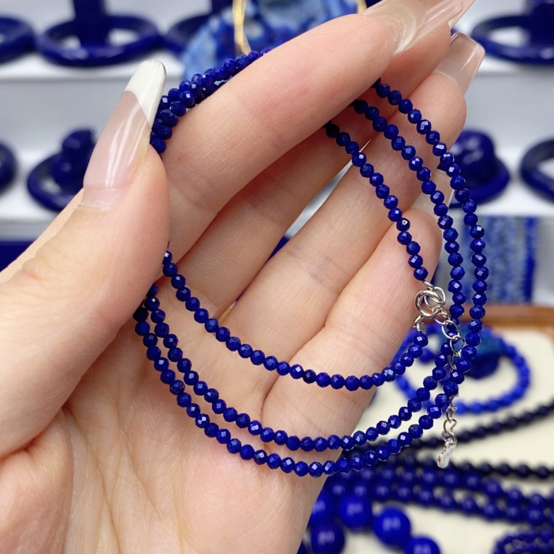 青金石未镶嵌颈饰2