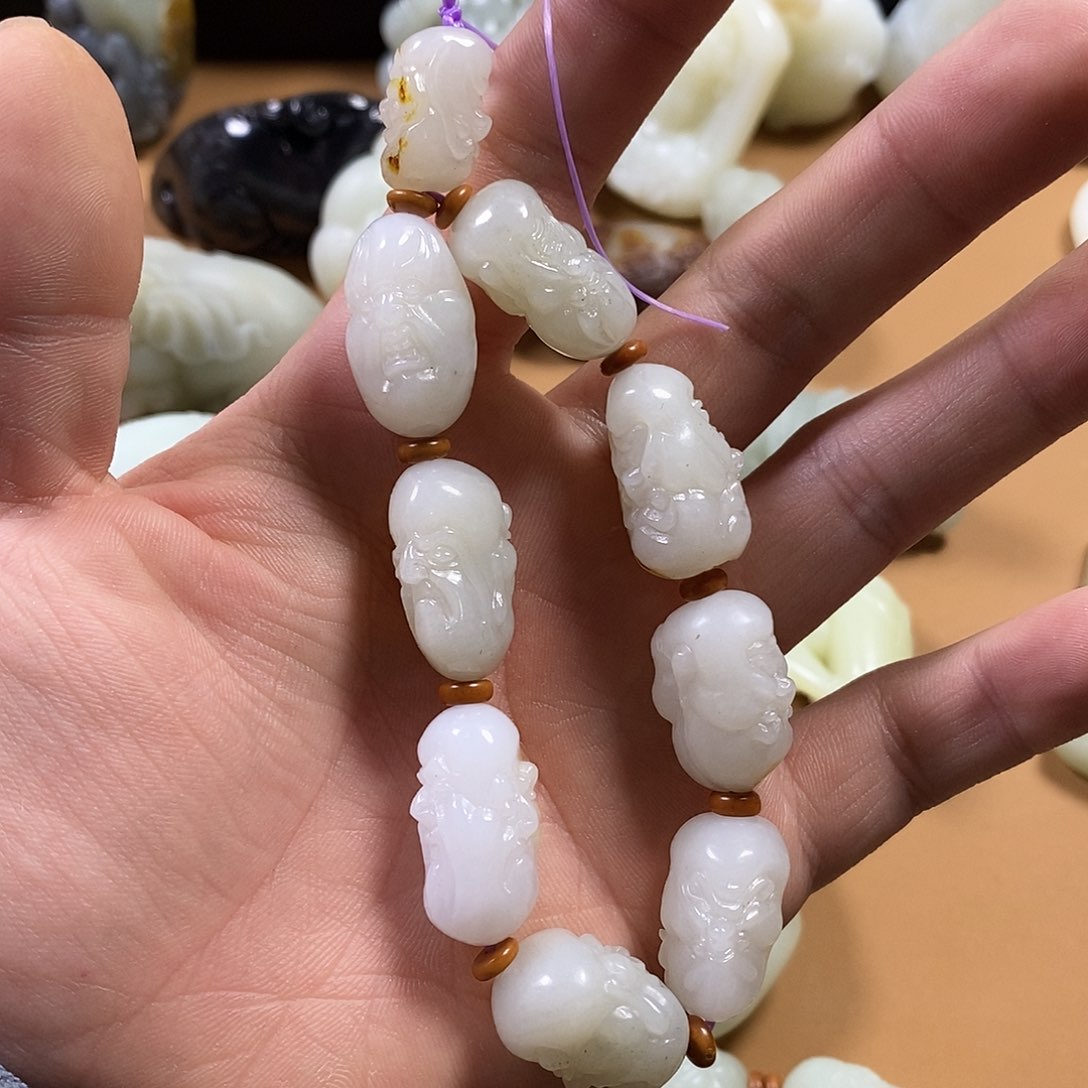 和田玉（糖玉）挂件未镶嵌牧*