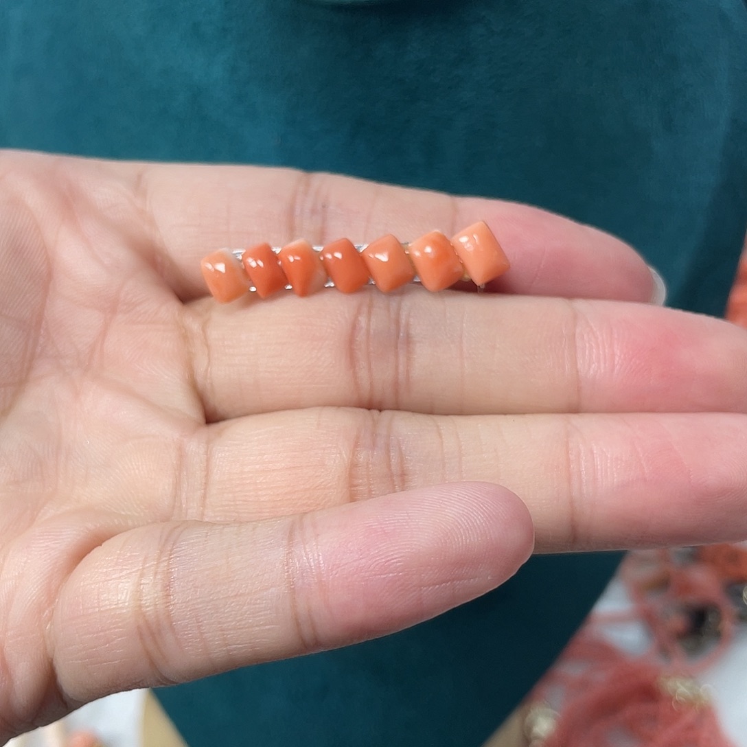 合金厚款然后又是个什么东西