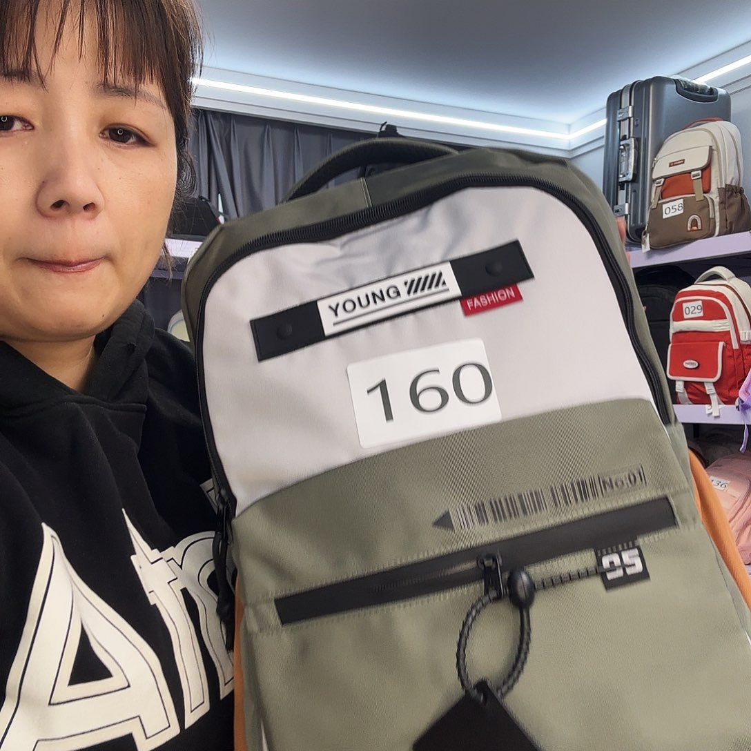 聚酯纤维双肩包1601111