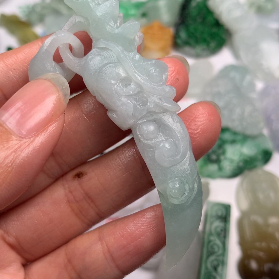 定制翡翠未镶嵌翡翠