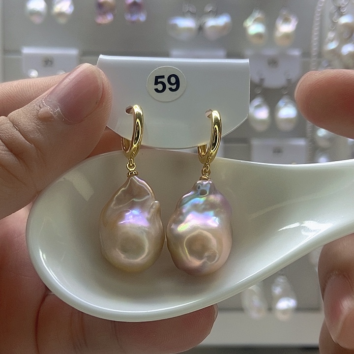 姐***儿颈饰银S925镶嵌淡水珍珠59