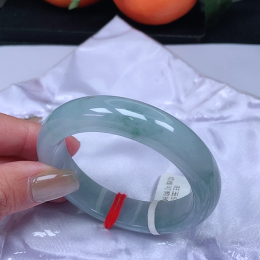 【闪购商品】翡翠手镯未镶嵌，