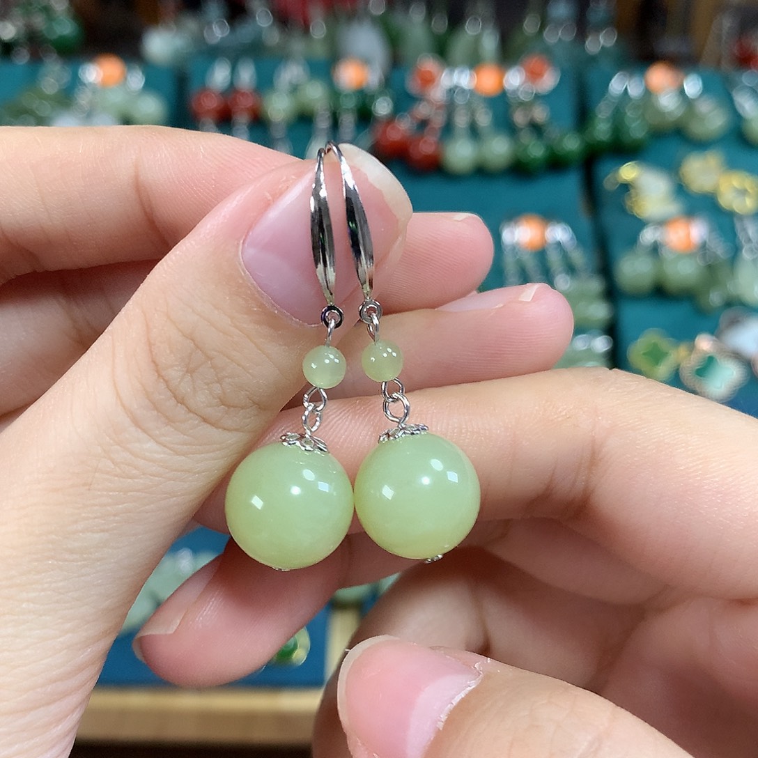 和田玉银S925镶嵌耳饰卡12左右