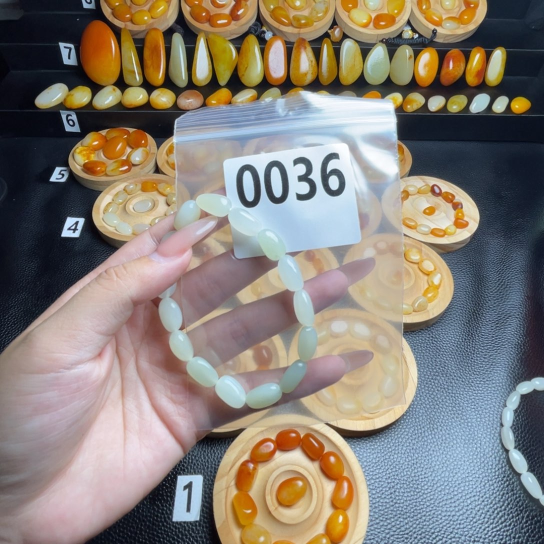 未镶嵌手串和田玉